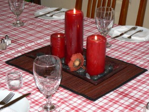 red and white tablescape