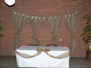 wedding reception using burlap