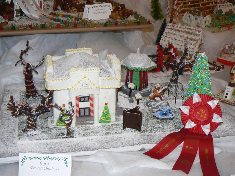 gingerbread houses - Prescott Courthouse 