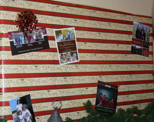 unique way to display Christmas cards