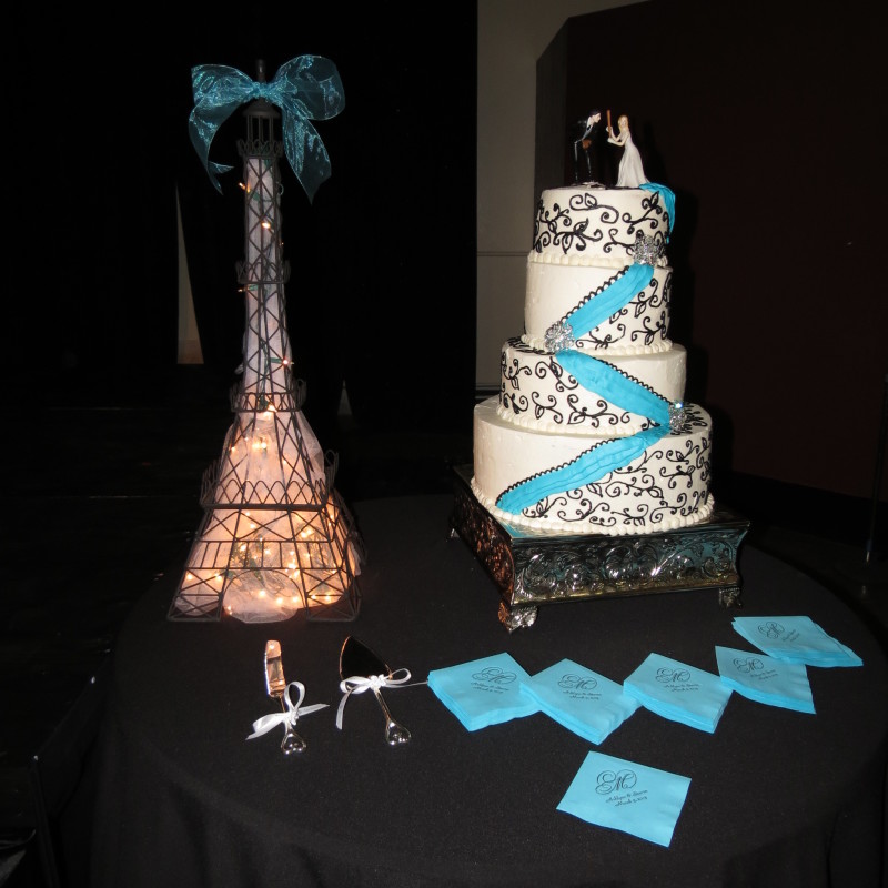 blue and black paris themed wedding