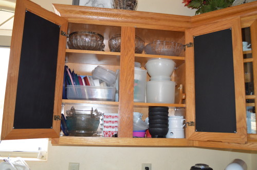 http://treasuringthemoments.net/2013/11/15/make-your-own-chalkboard-scoreboard/