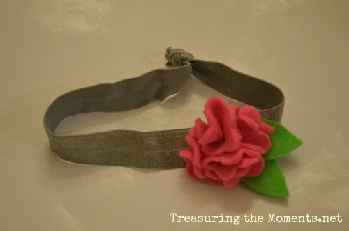 treasuringthemoments.net headband with felt flower