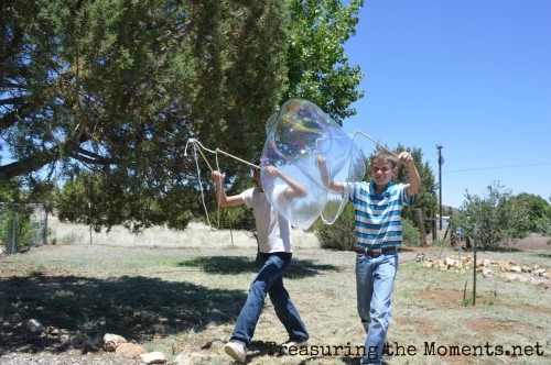 castle defenders making giant bubbles