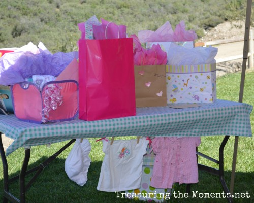 pink showered with love baby shower treasuringthemoments.net