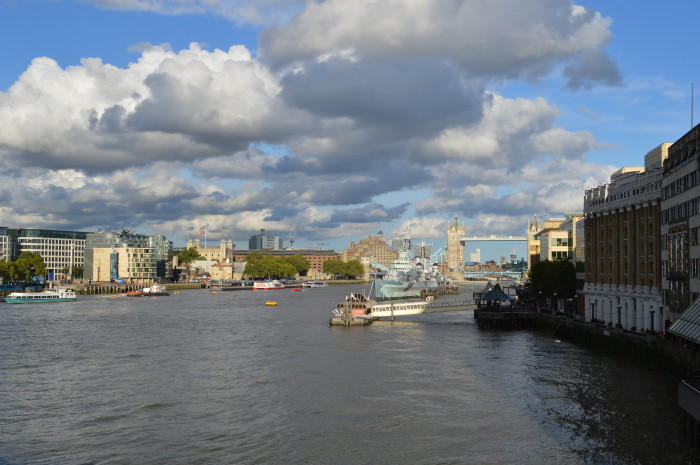 London, England treasuring the moments.net