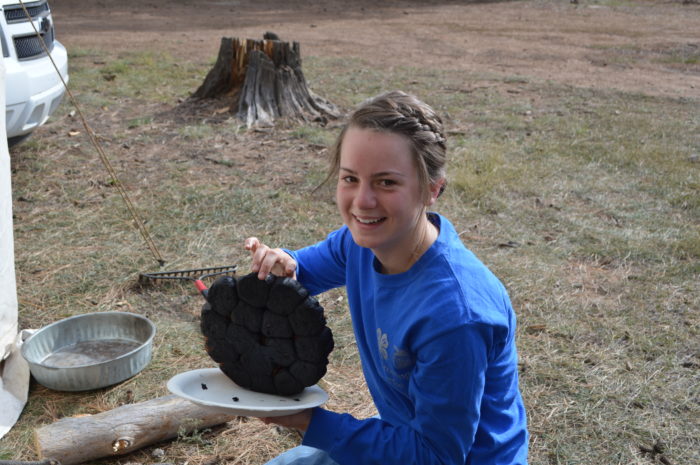 dutch oven cooking treasuringthemoments.net